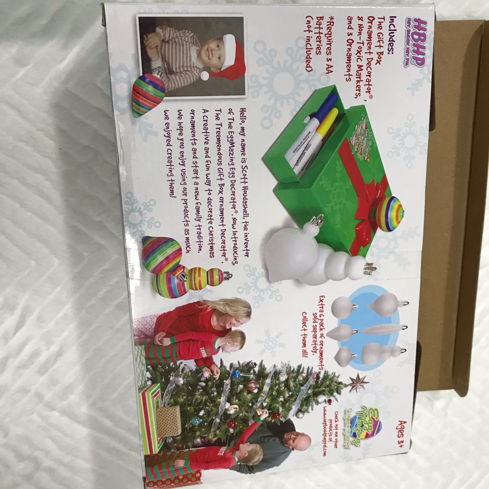 Gift Box Ornament Decorator Christmas Holiday Craft Spinning hey buddy hey pal - Picture 9 of 9